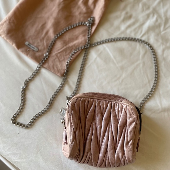 MIU MIU Nappa Matelasse Lux Camera Bag Mughetto - Picture 12 of 12